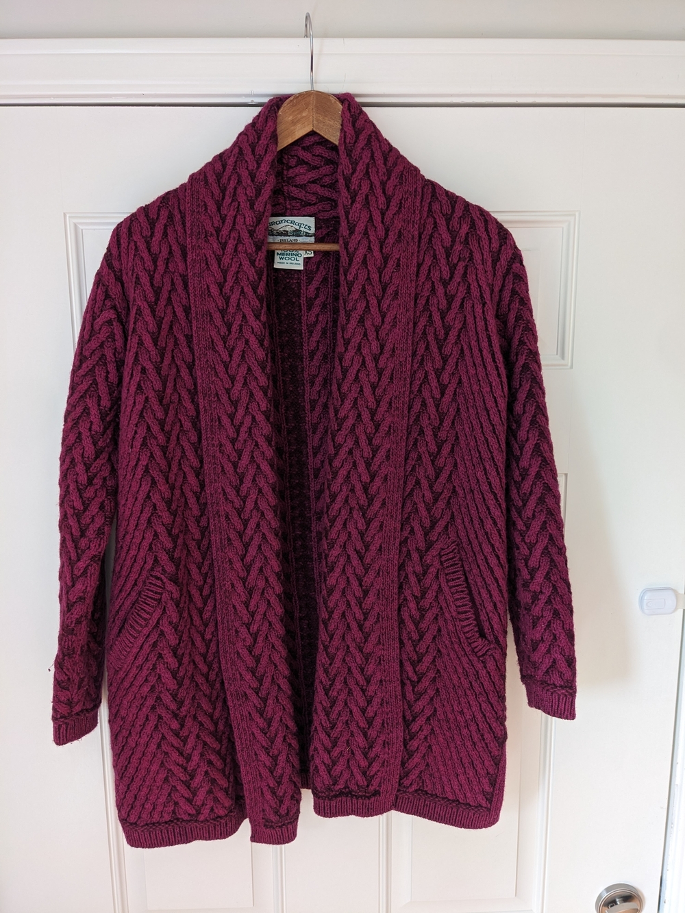 Aran Crafts Cable Knit Open-Front Cardigan - Magenta XS